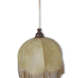 Luminaire with fringe