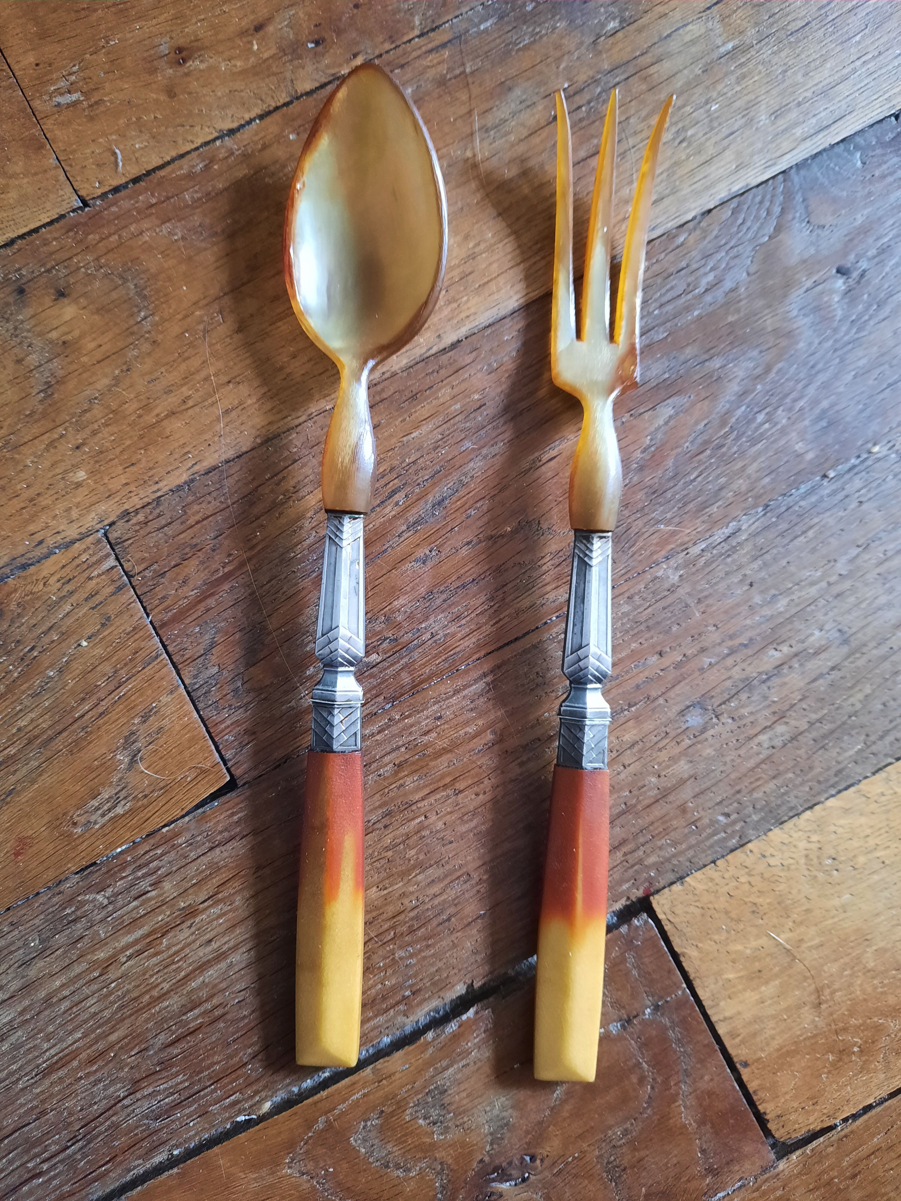 Vintage salad cutlery