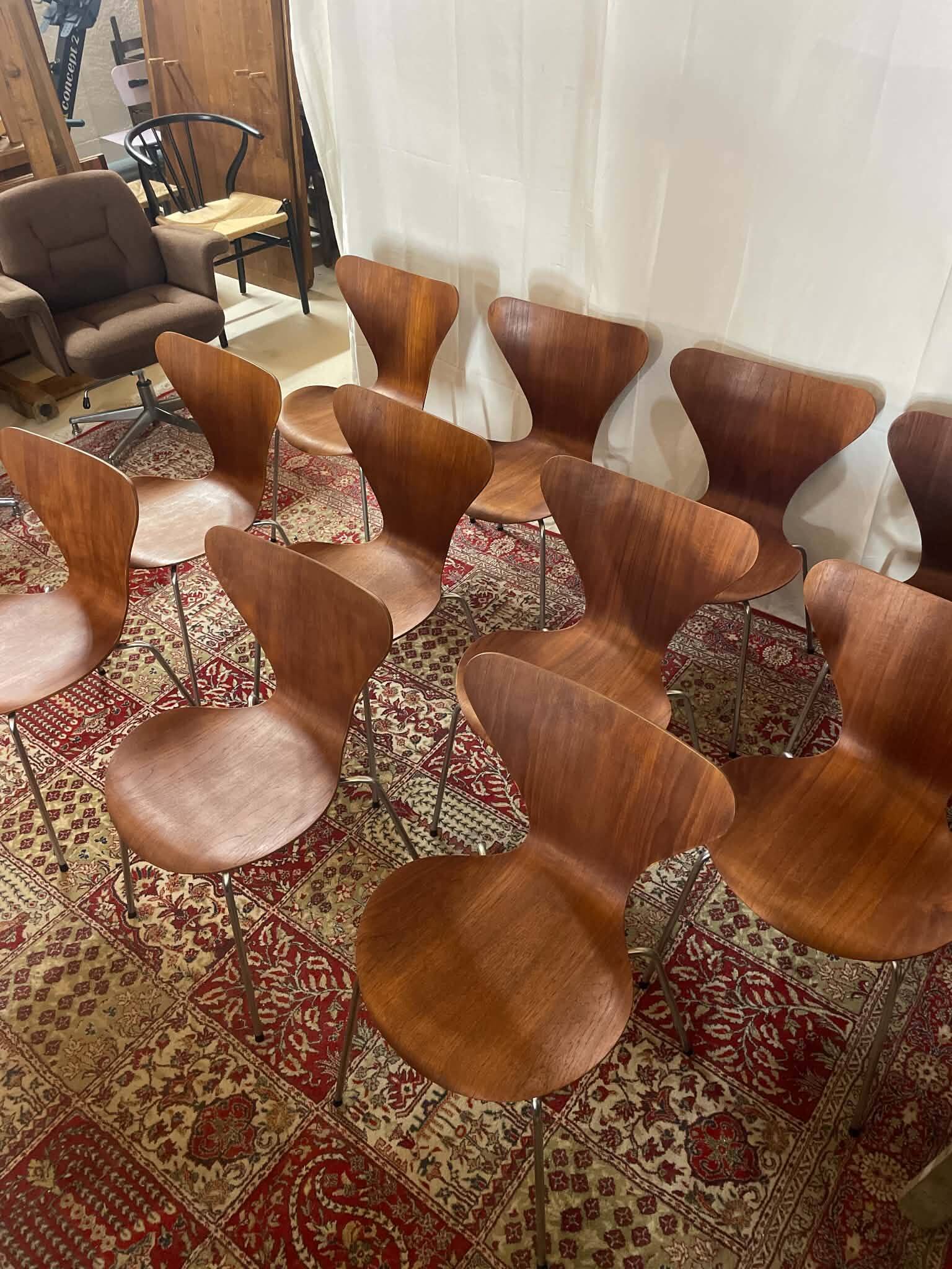 Set of 11 Series 7 3107 chairs in teak – Arne Jacobsen for Fritz Hansen