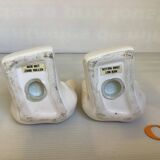 Pair of O-hand bookends