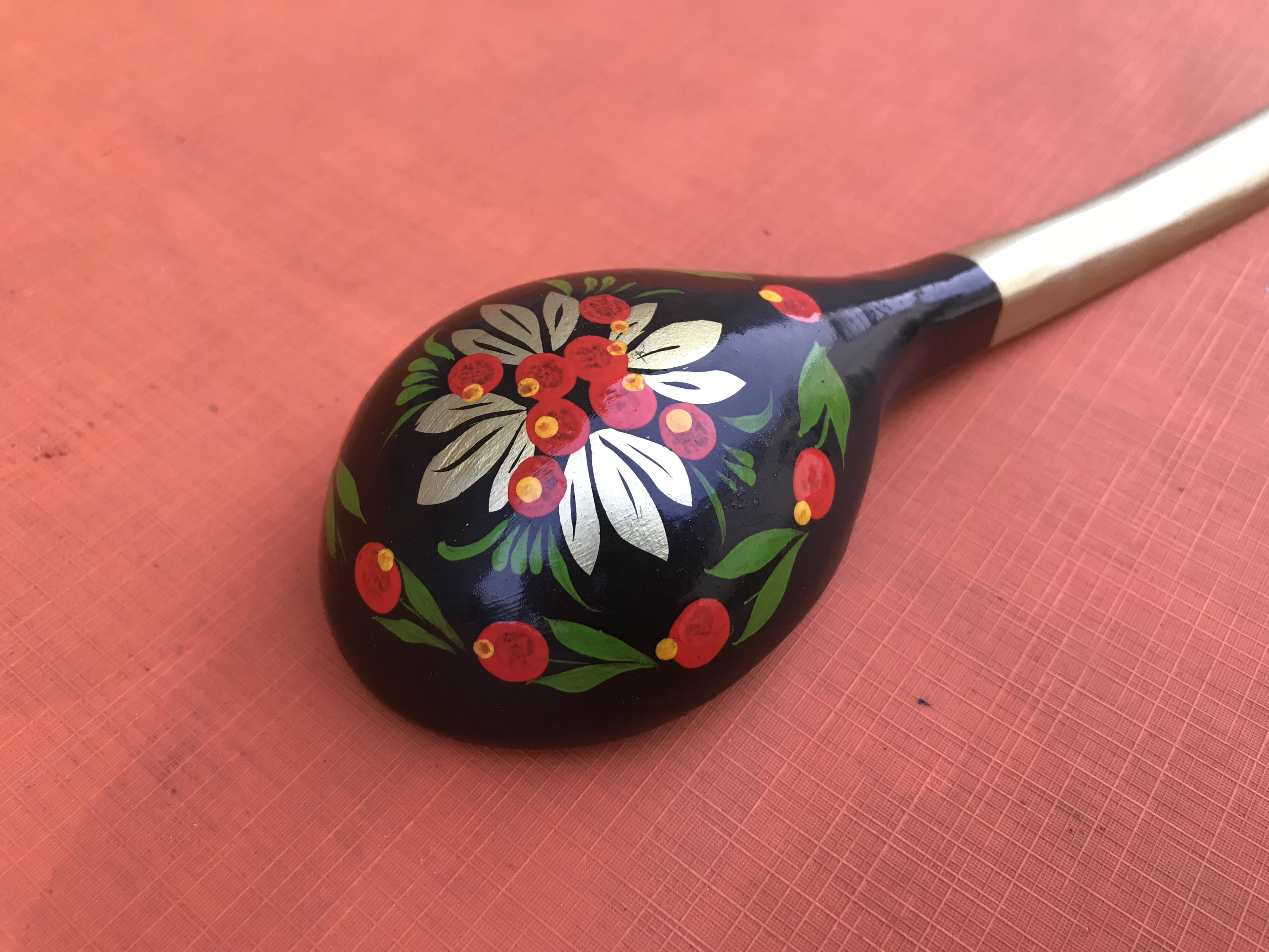 Spoon (large model) Painted and lacquered wood