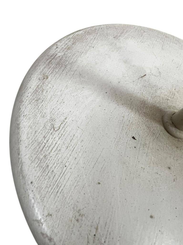 Vintage space-style floor lamp with 2 spots.