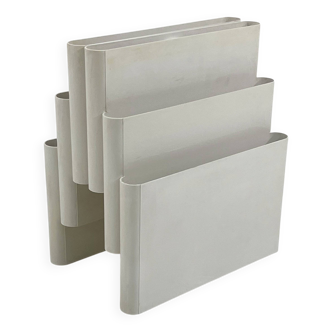 White magazine rack by Giotto Stoppino for Kartell, 1970