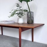 Table basse vintage Hans J Wegner en chêne