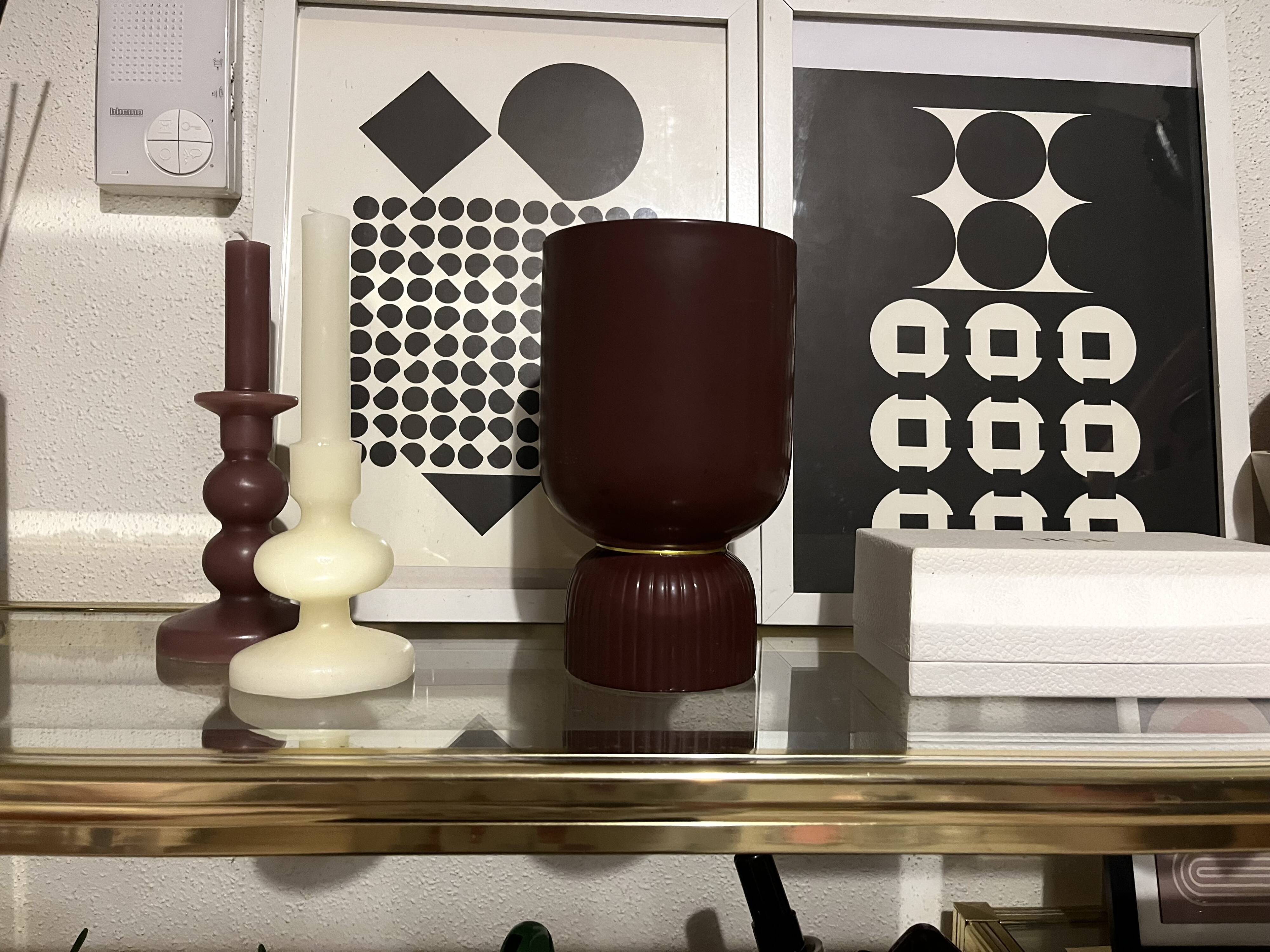 Vintage bordeaux vase