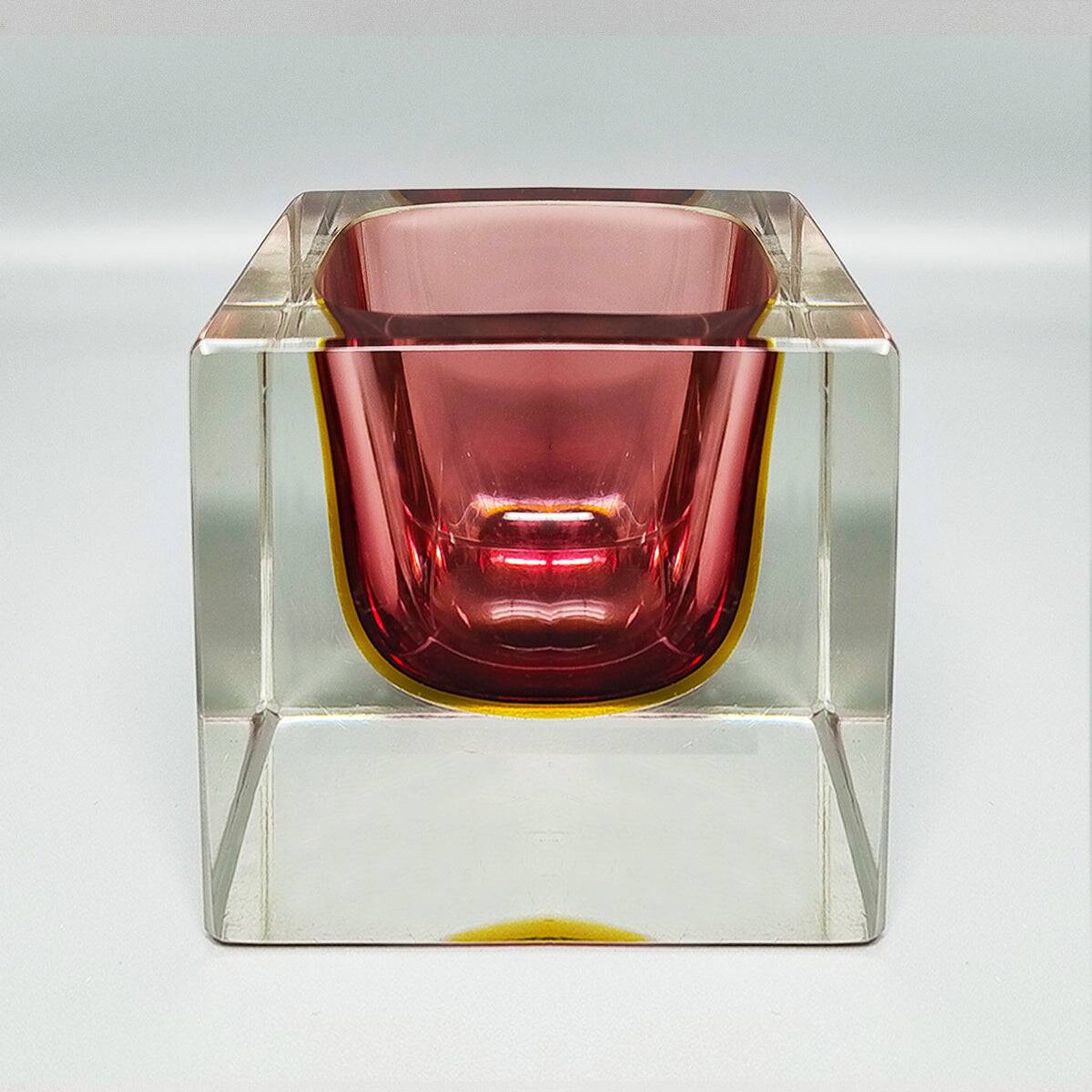 1960s Large Murano Pink Ashtray or Catch-All By Flavio Poli for Seguso