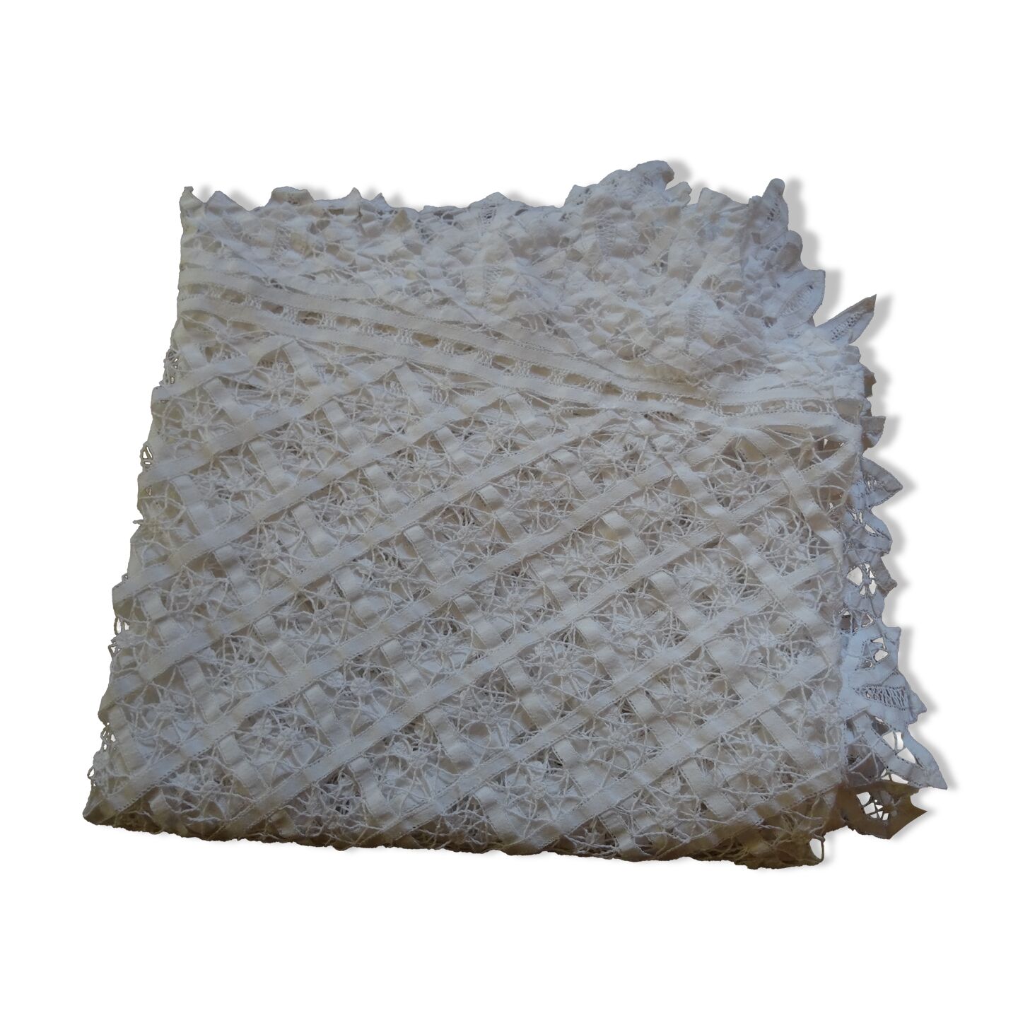 Nappe carrée ancienne