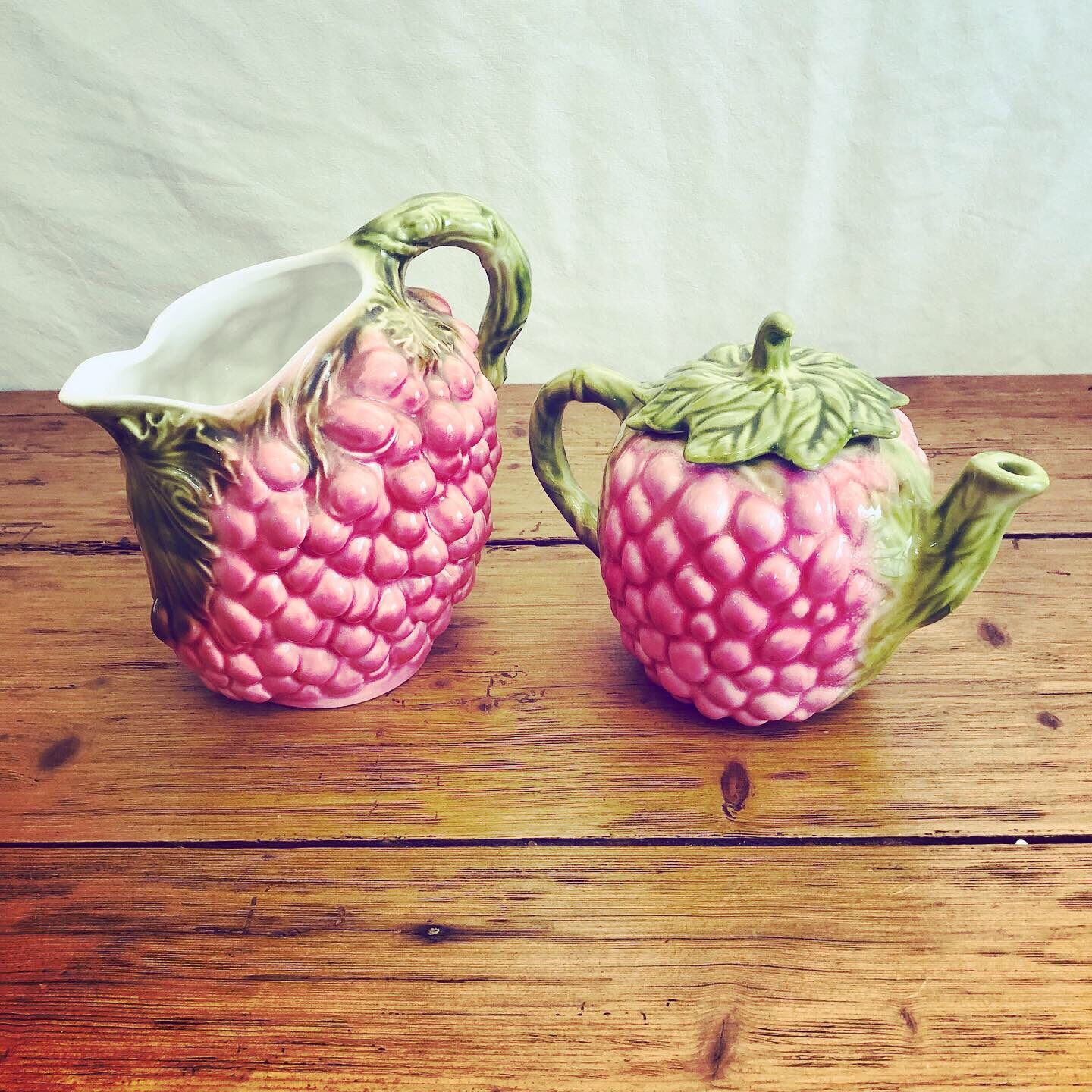 Raspberry barbotine pitcher and teapot