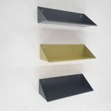Constant Nieuwenhuijs for 't Spectrum / Asmeta, wall shelf ZT, The Netherla