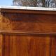 Commode en noyer de style et époque Louis Philippe