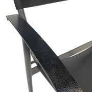 Chaise vintage en cuir et acier noir des années 1970