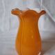 Vase en verre à corolle orange