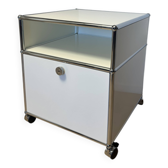 USM Haller low unit in Pure White