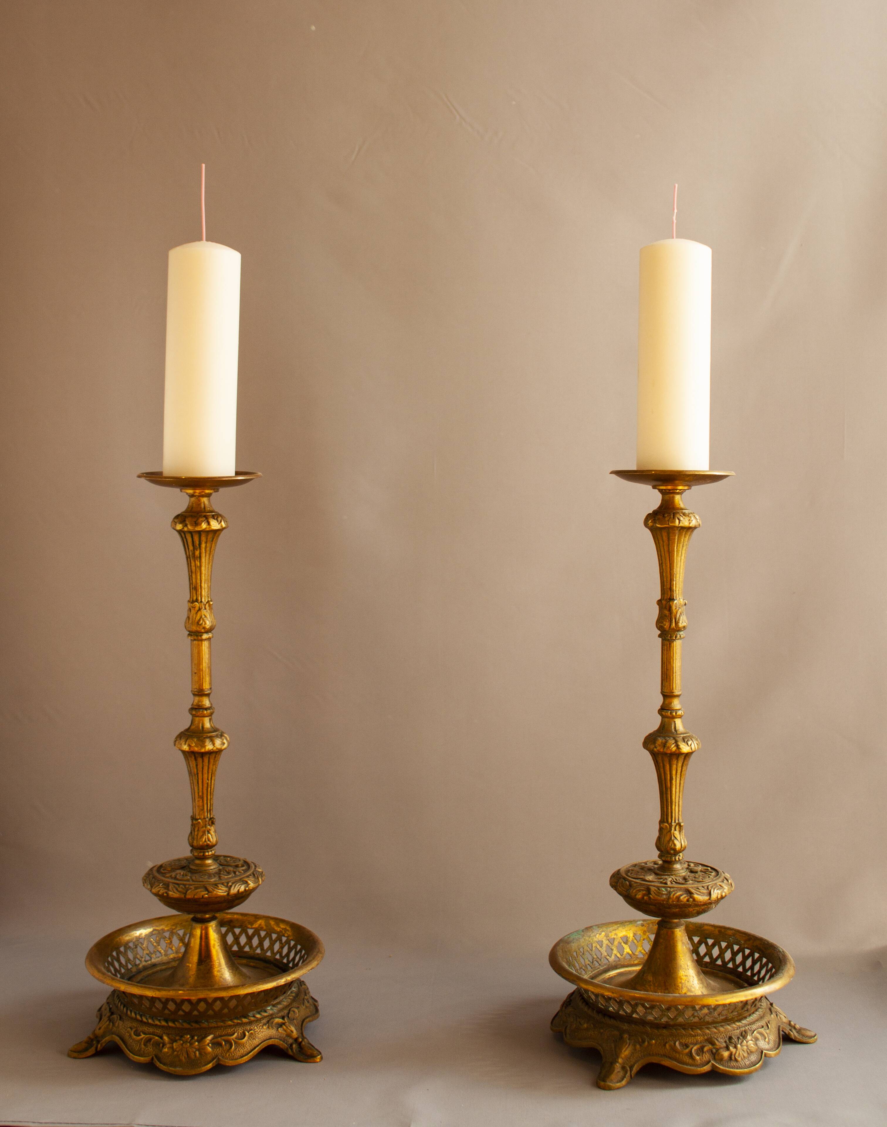 Bronze candlesticks from the end of the 19th century to the beginning of the 20th century. bronze candles.candiles.
