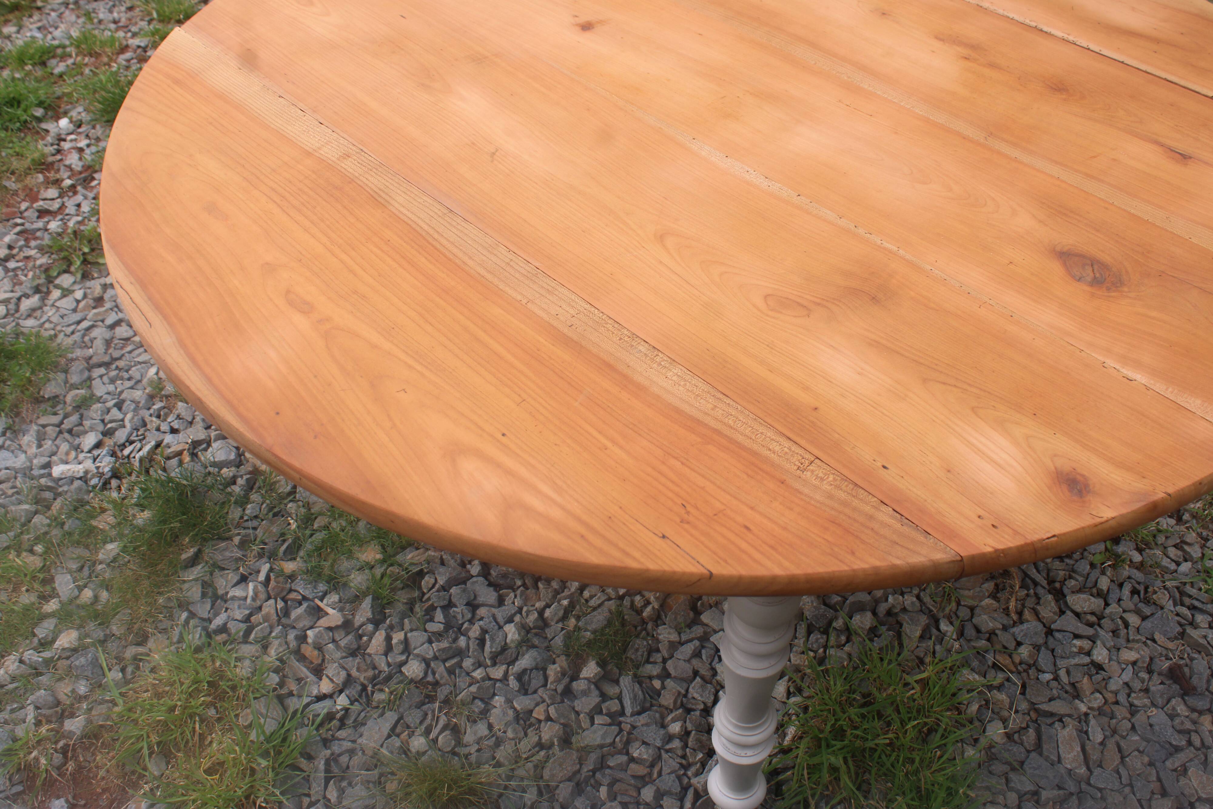 Table de ferme ronde à volets en bois massif – Ø 130 cm