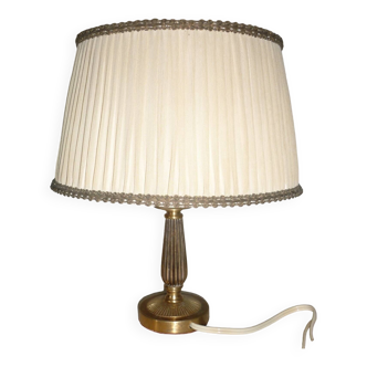 Empire style lamp in golden brass with pleated shade