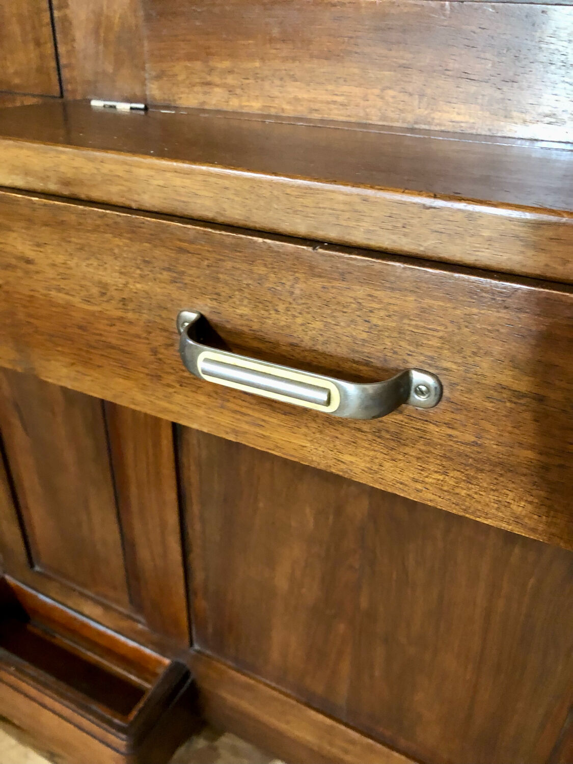 Art Deco cloakroom / coat rack