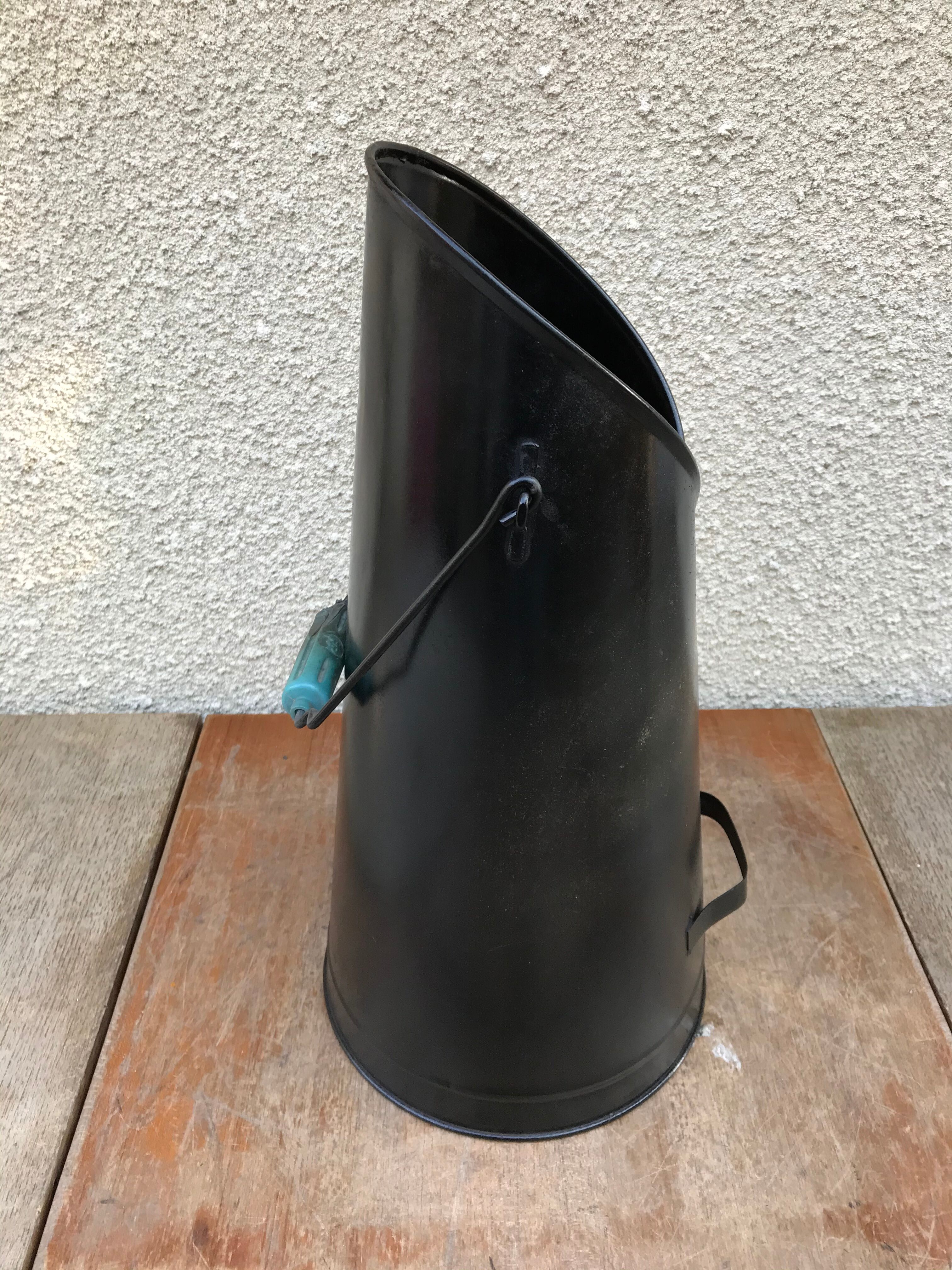 Former coal seau door umbrella black metal - anse vintage