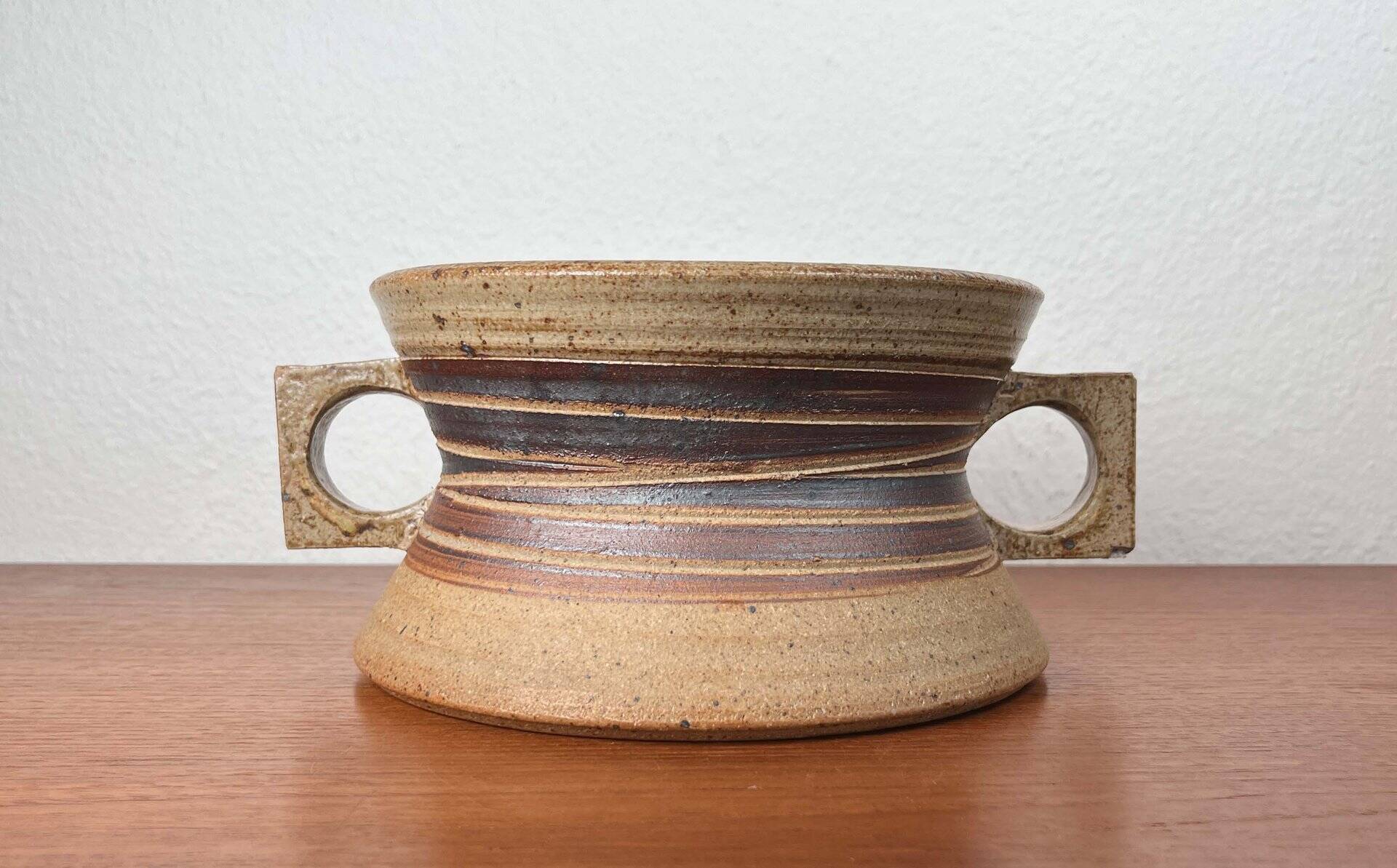 Mid-Century Modern Danish Studio Pottery Bowl by Tue Poulsen for Tue Keramik, 1960s
