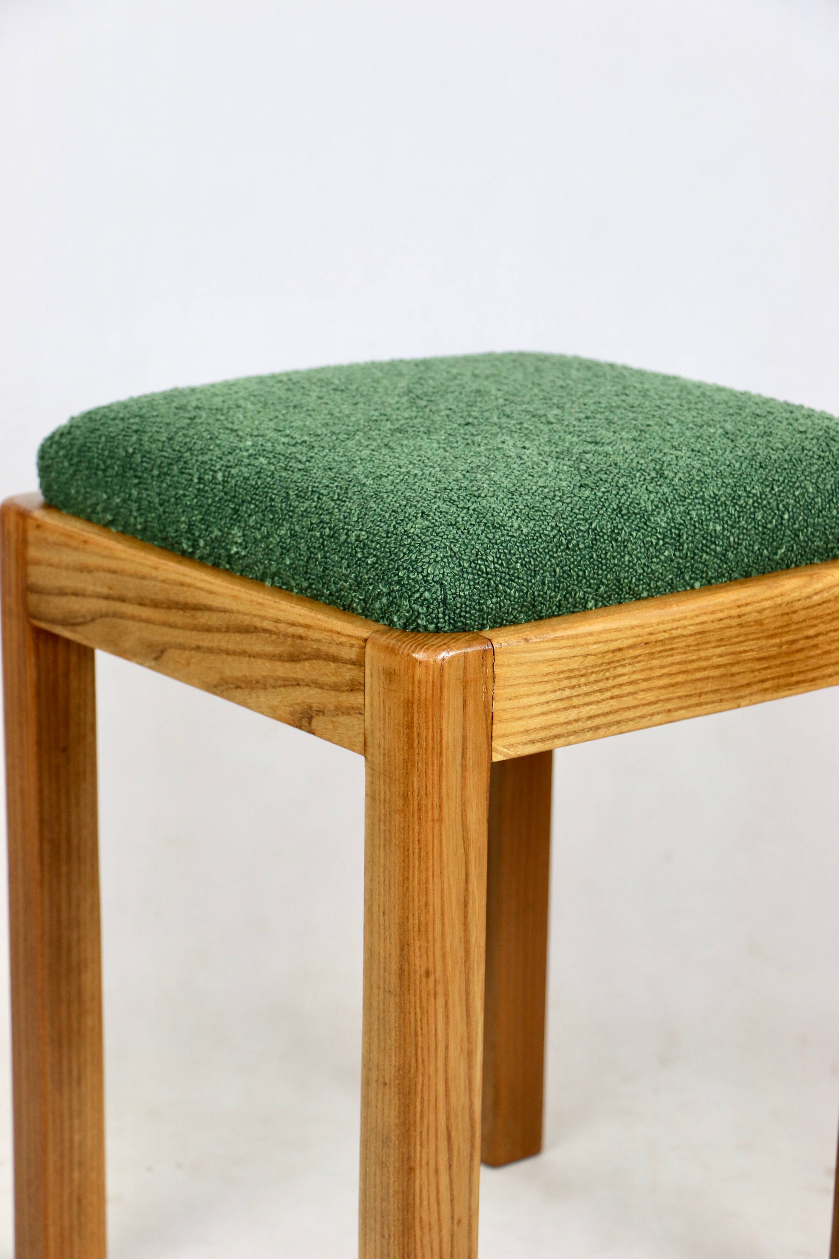 Tabouret bouclé vert