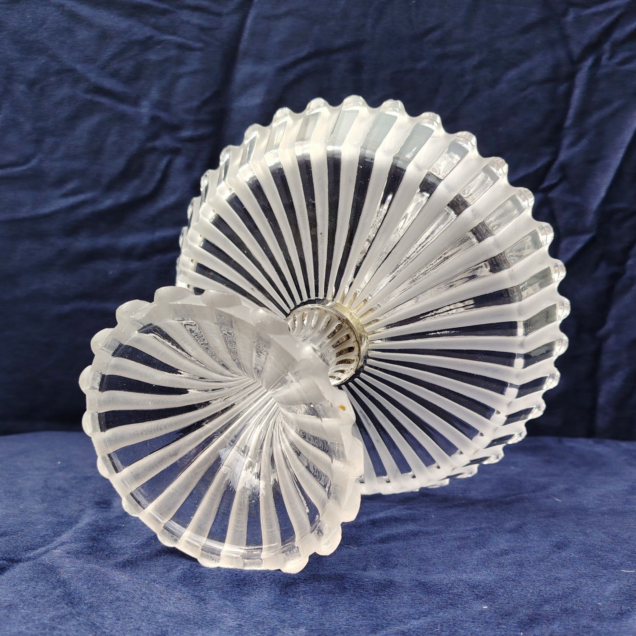 Centrepiece/bouquet holder, Baccarat crystal, vintage