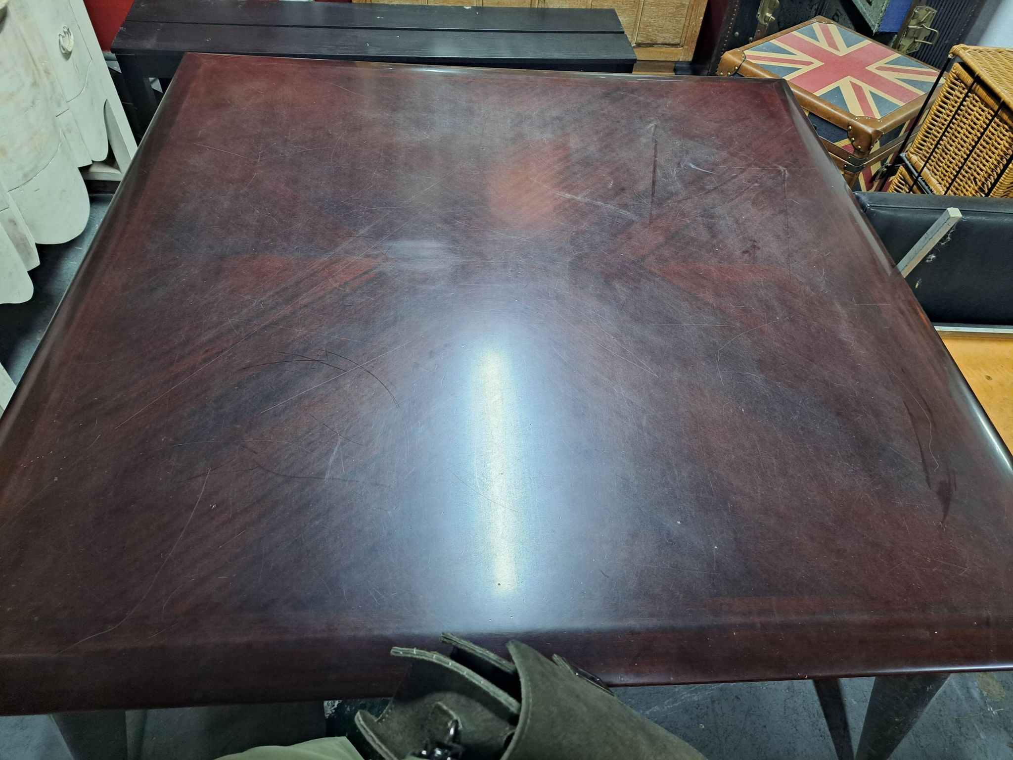 Tabla à manger carrée Modèle M " Série Lang " de Philippe Starck pour Driade Aleph