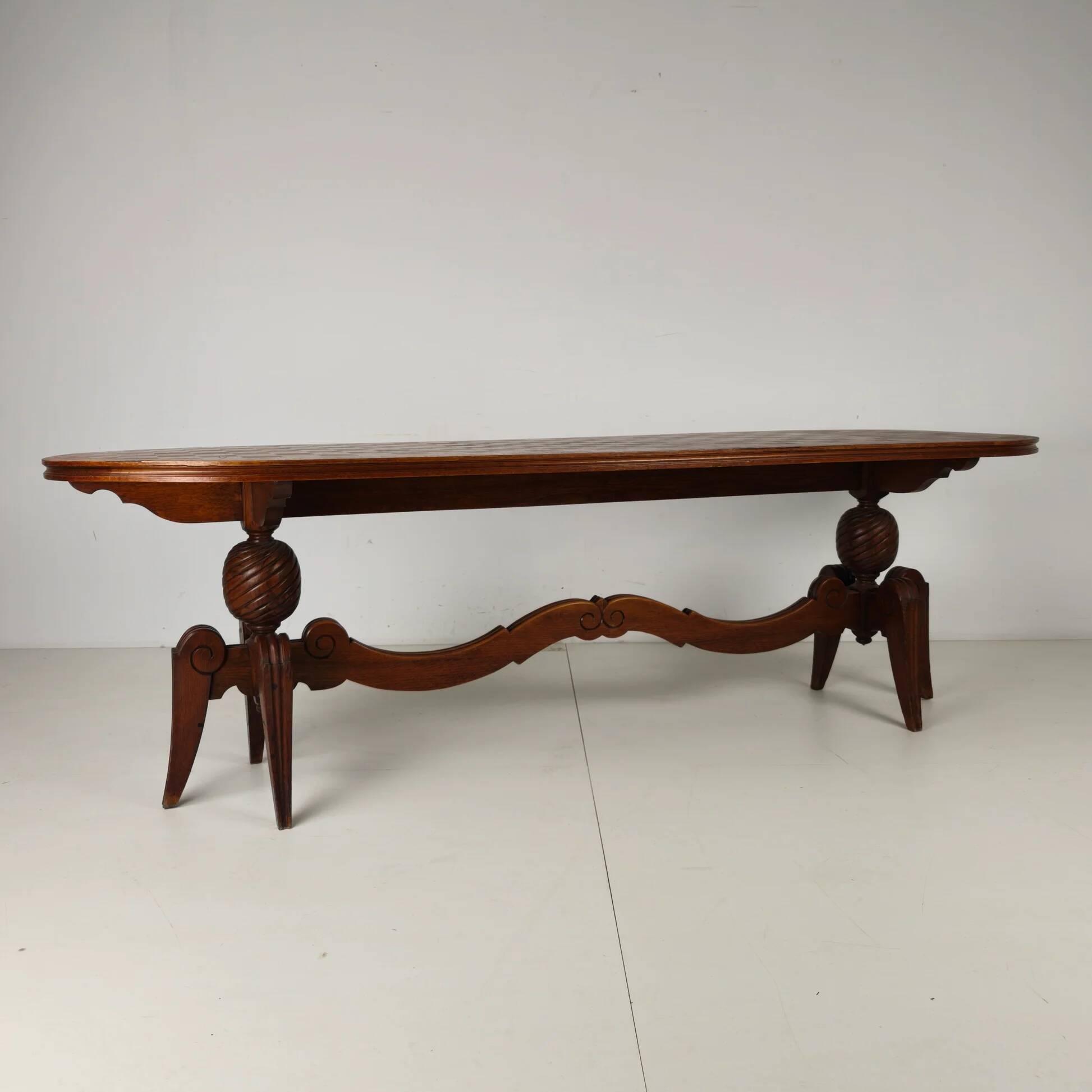 1920s Belgian Art Deco oak parquetry dining table