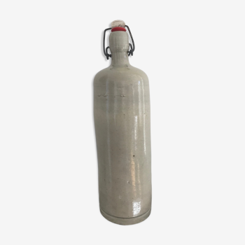 Enamelled sandstone bottle