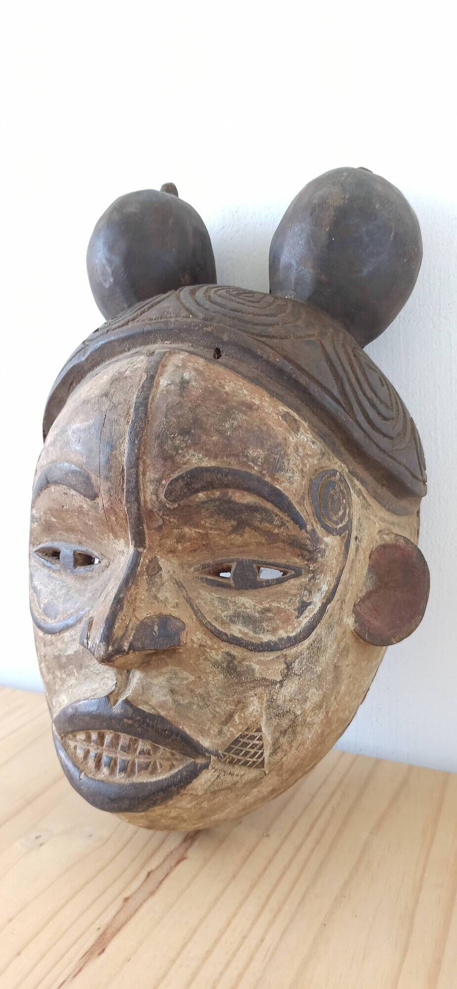 Igbo wooden mask from Nigeria - African tribal art