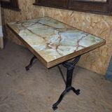 Table de bistrot