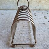 Silver metal toast holder