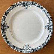 6 antique dessert plates in Saint-Amand earthenware (Nord)