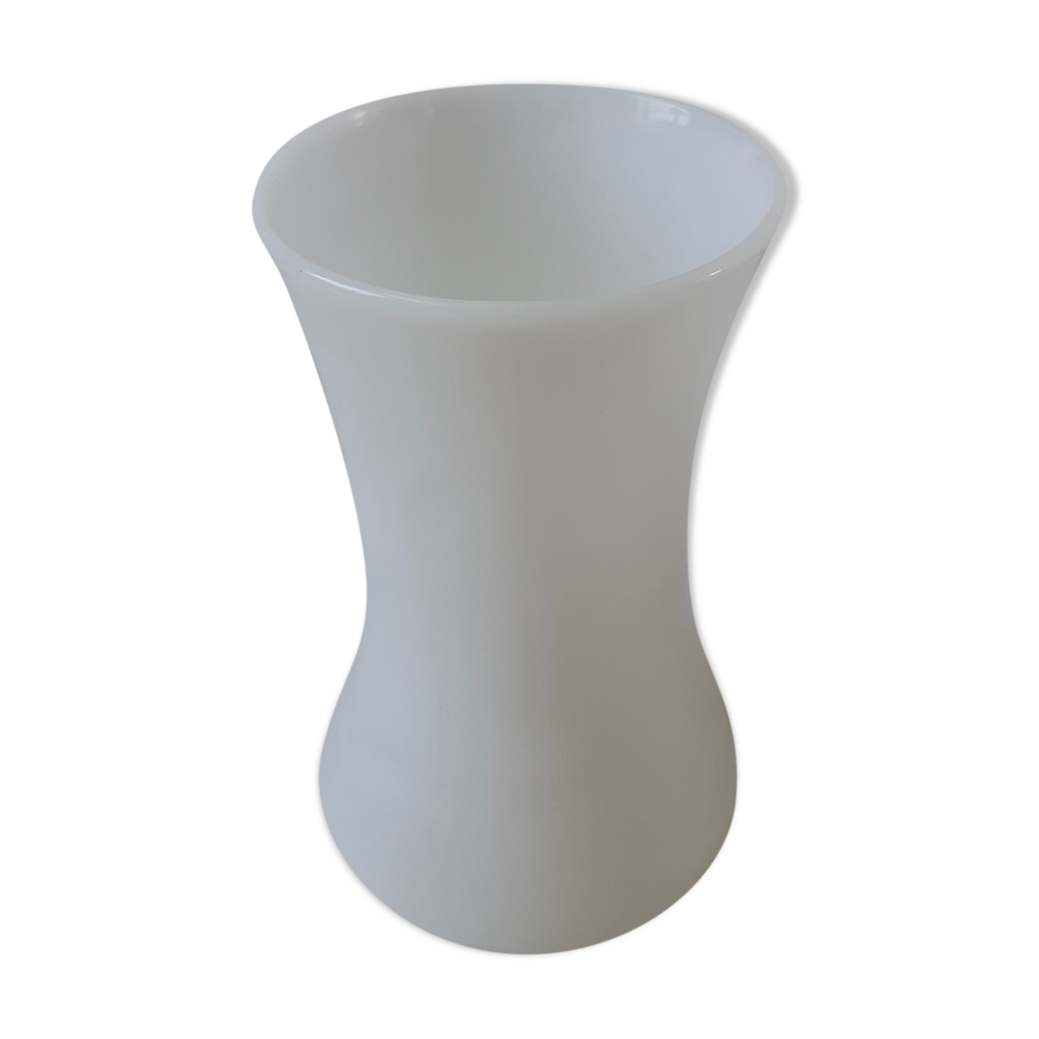 Vase en opaline blanche ancien début XXe