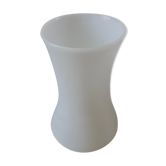 Early 20th century white opaline vase