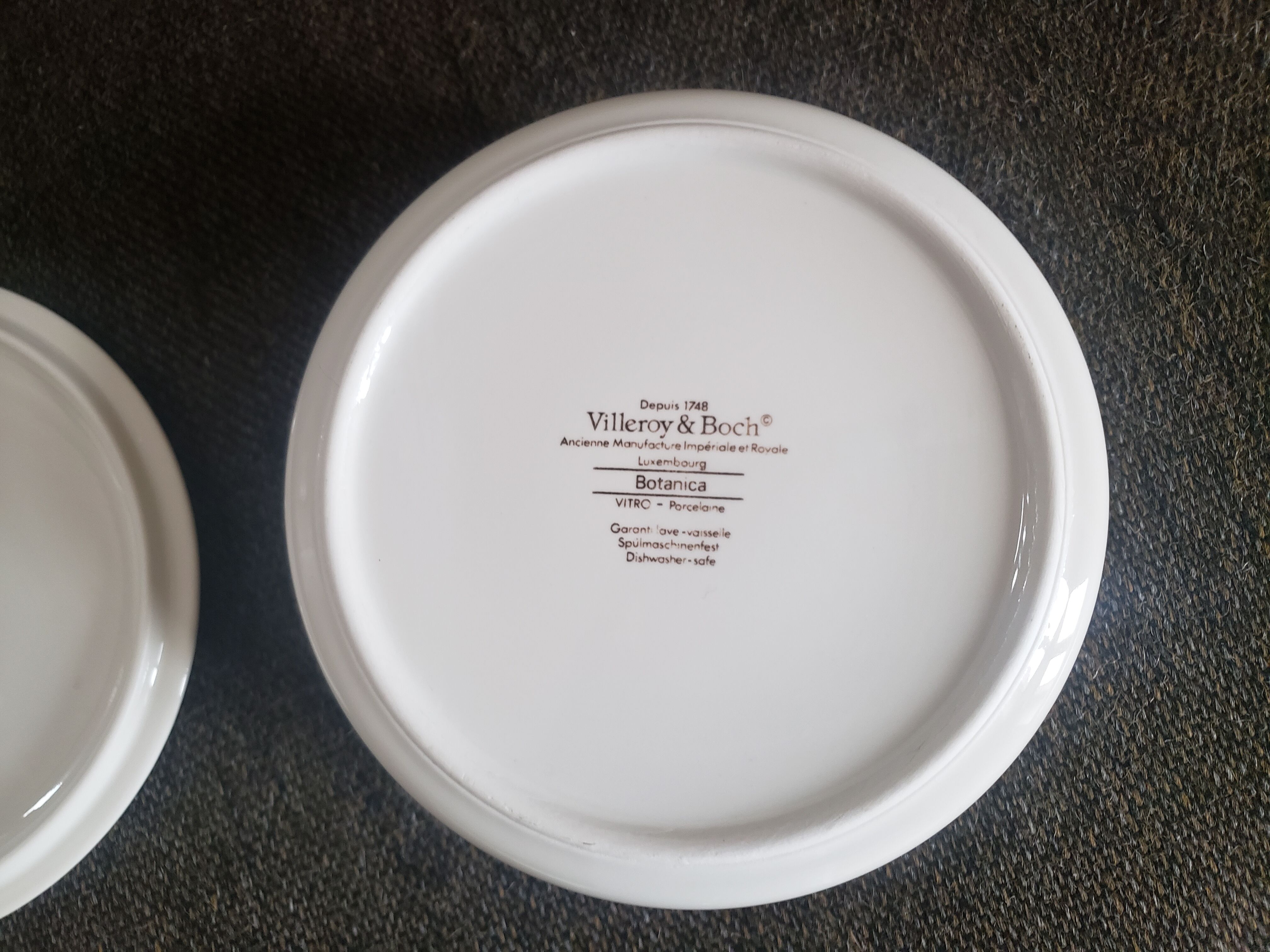 Porcelain box blueberries Villeroy and Boch
