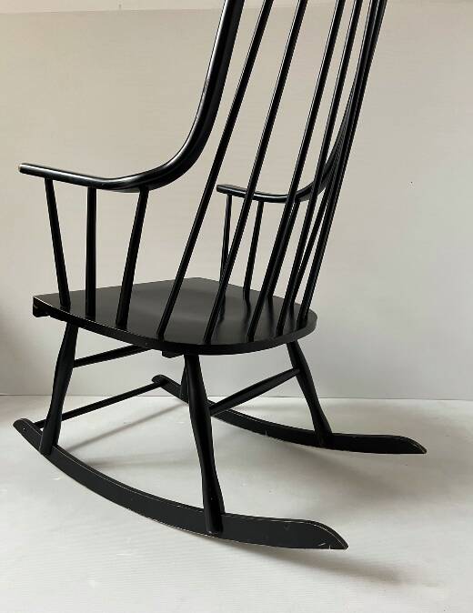 Grandessa rocking chair