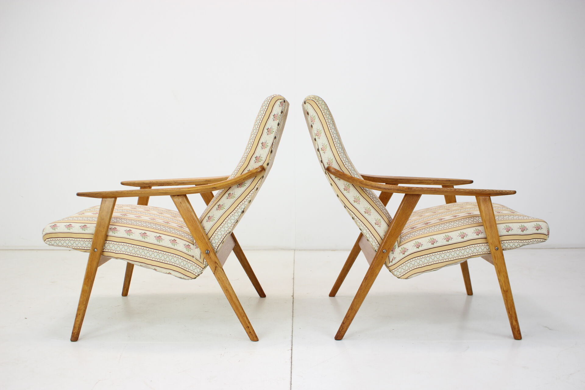Paire de fauteuils du milieu du siècle des années 1960, Tchécoslovaquie