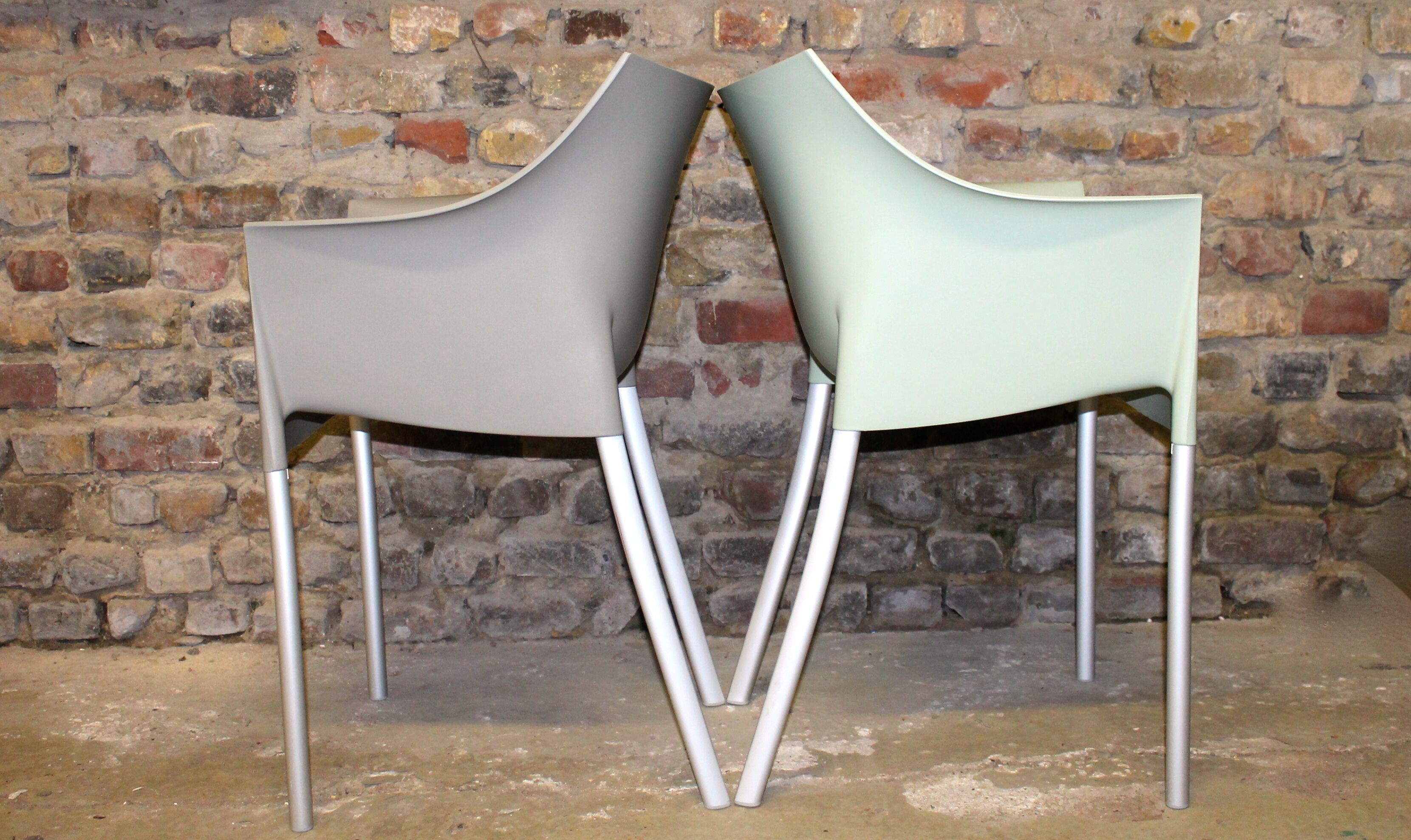 Paire de fauteuils Dr No par P.Starck ed.Kartell