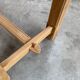 Table de ferme en chêne et ses 2 bancs