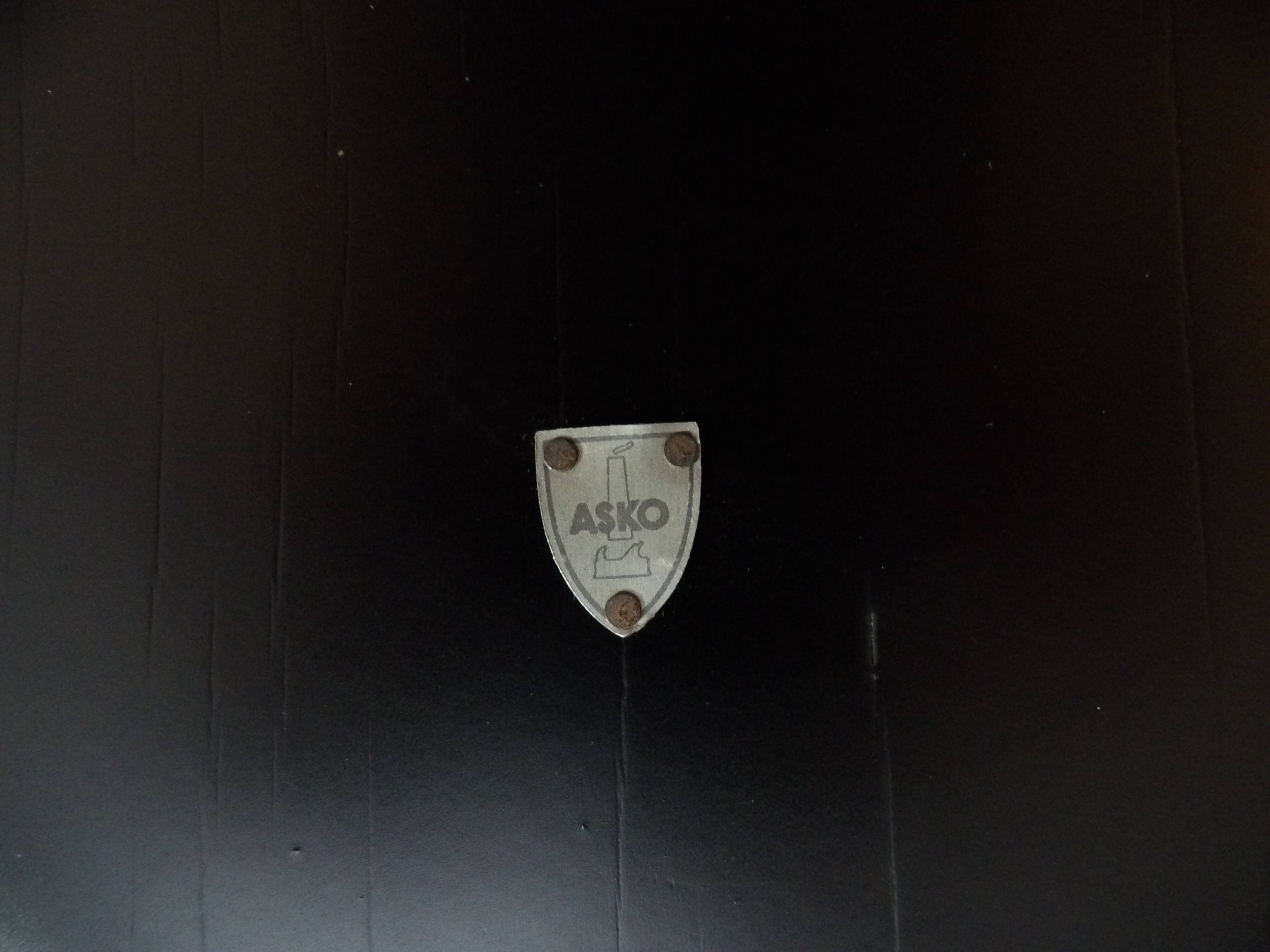 Ilmari Lappalainen - A set of three 'Columna' chairs for Asko. Ca. 1956. Fi