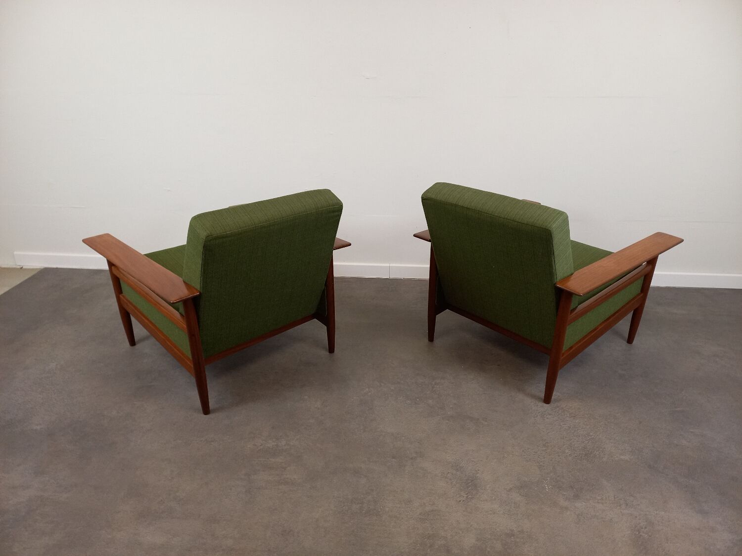 Paire de fauteuils scandinave