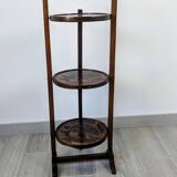 Table pliante vintage triple plateaux gravés en bois exotique 89 cm