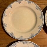 Set of 4 old Gien plates