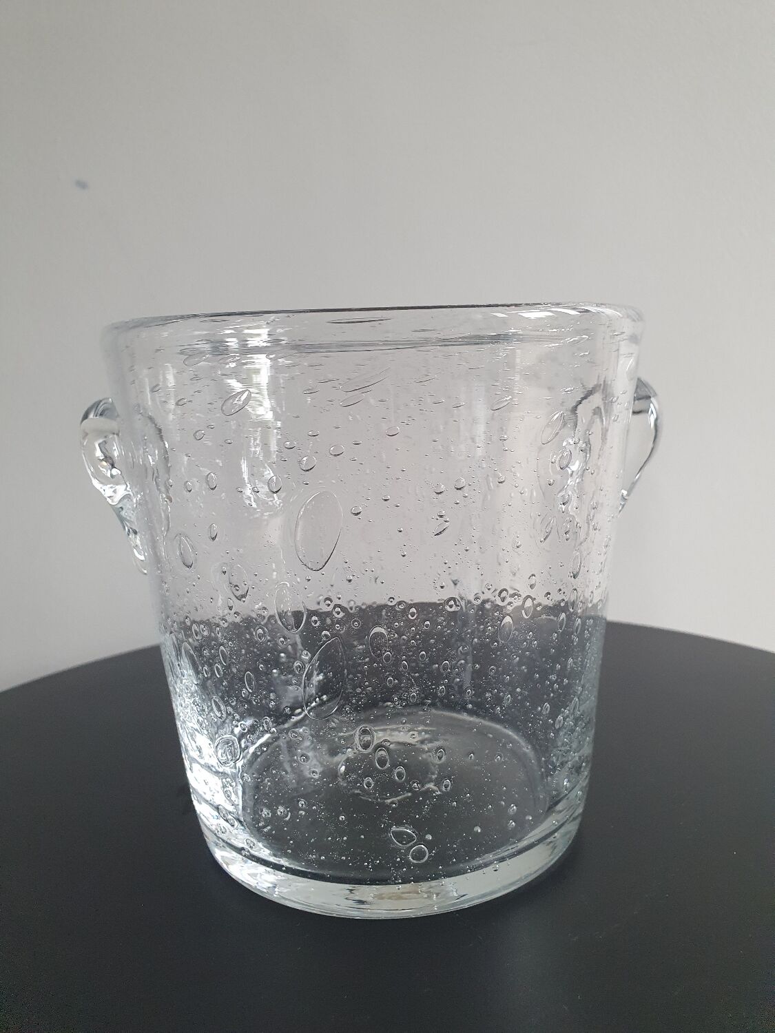 Bubbled glass ice bucket