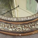 Miroir oval en bois doré XIXeme 46cm