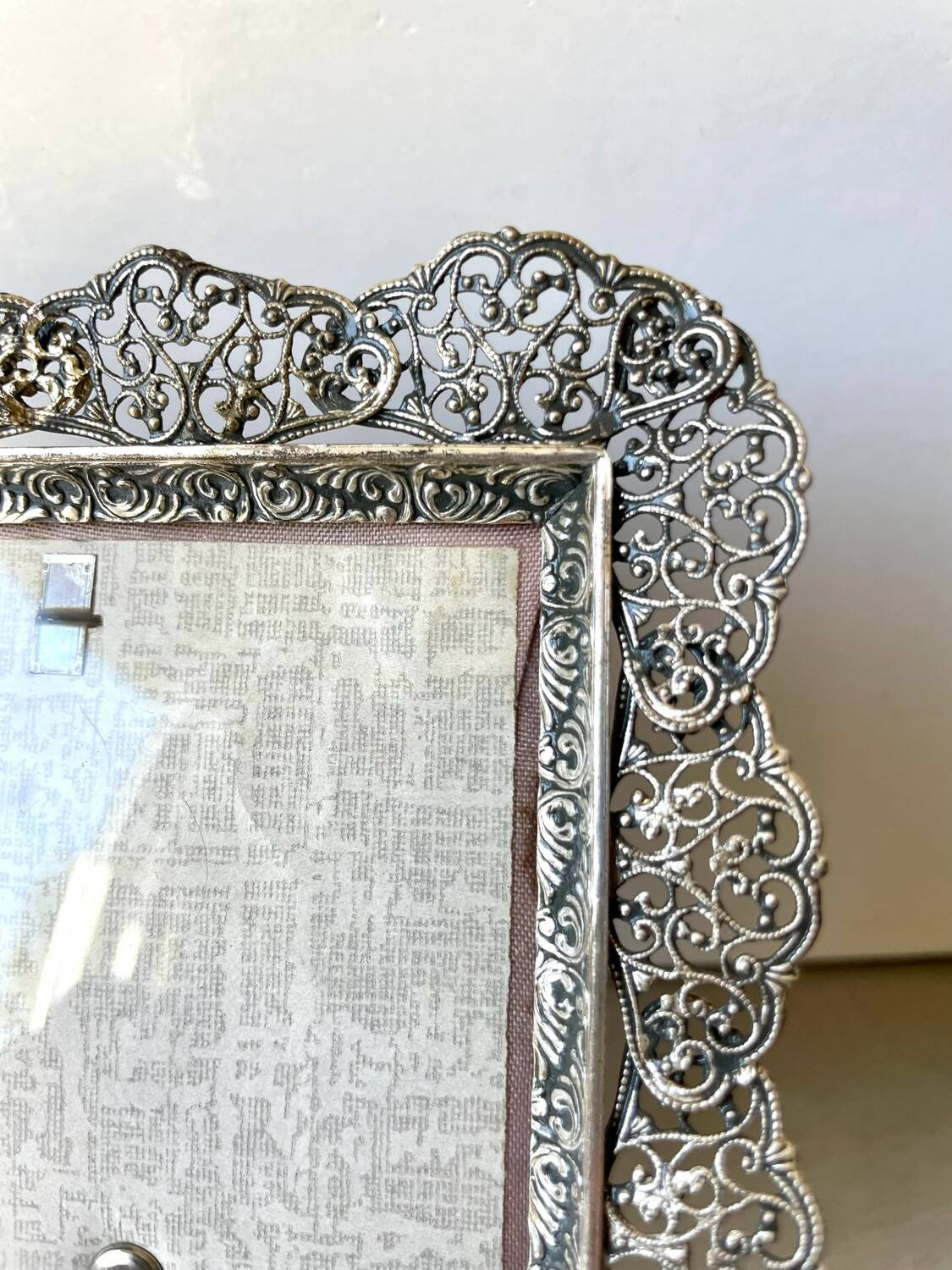 Vintage Metal frame silver plated Frame 16 cm x 13 cm CONVEX glass