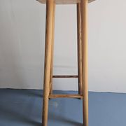 Tabouret haut en bois