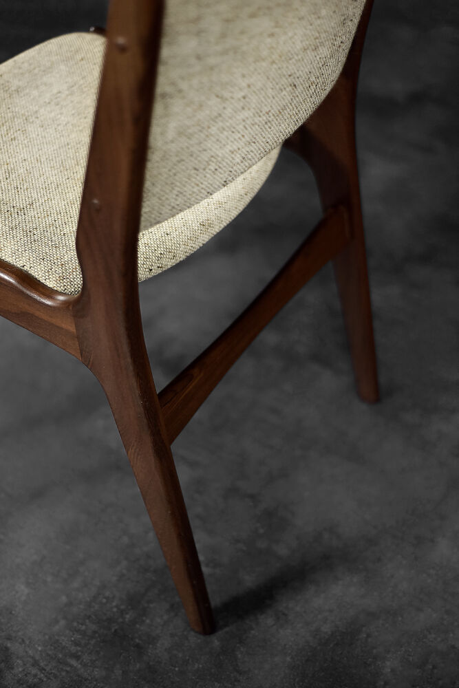 Chaises de salle à manger scandinaves modernes vintage en teck et laine beige modèle 89 par Erik Buch, années 1950, lot de 4