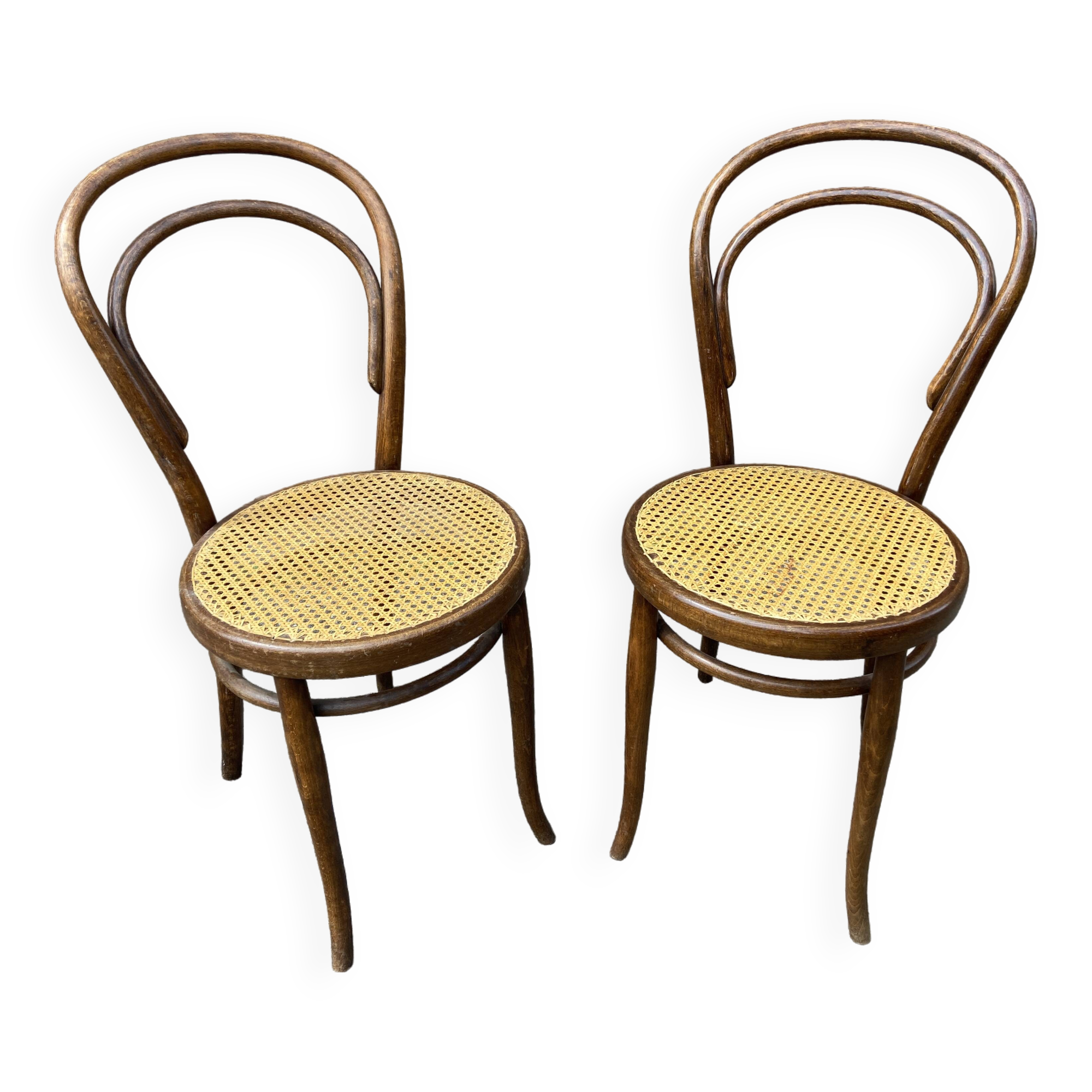 2 curved wood bistro chairs Fischel Thonet Nr 14