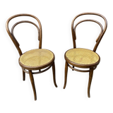 2 curved wood bistro chairs Fischel Thonet Nr 14